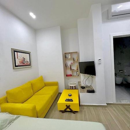 Appartamento Gersi'S Daily Apartament Tirana Esterno foto
