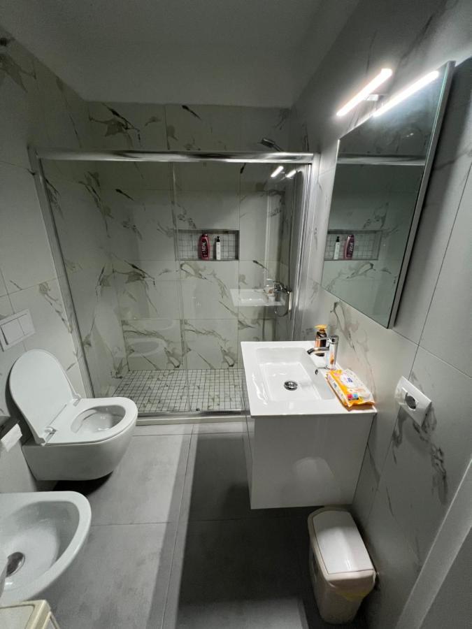 Appartamento Gersi'S Daily Apartament Tirana Esterno foto