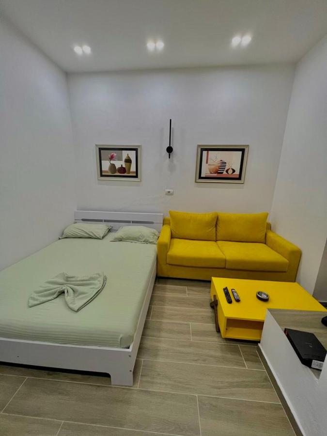 Appartamento Gersi'S Daily Apartament Tirana Esterno foto
