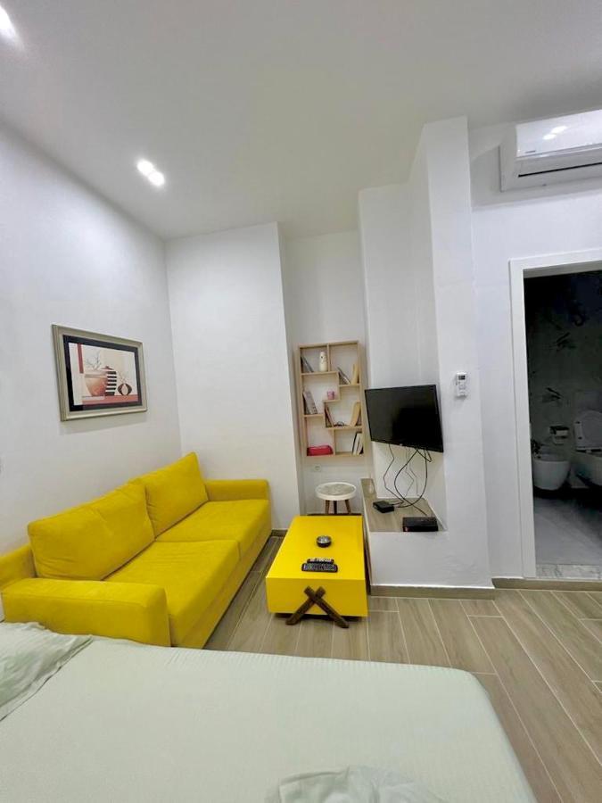 Appartamento Gersi'S Daily Apartament Tirana Esterno foto